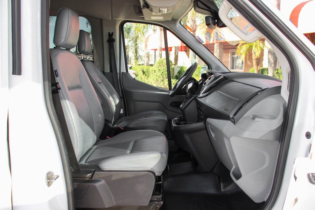 Used 2019 Ford Transit 350 XL image 37