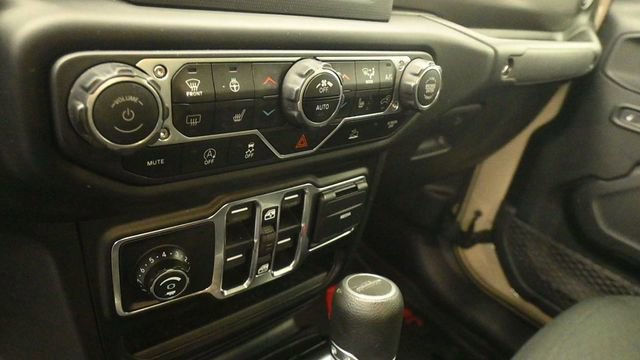 Used 2020 Jeep Gladiator Sport w/ Quick Order Package 24S AWD/4WD image 16