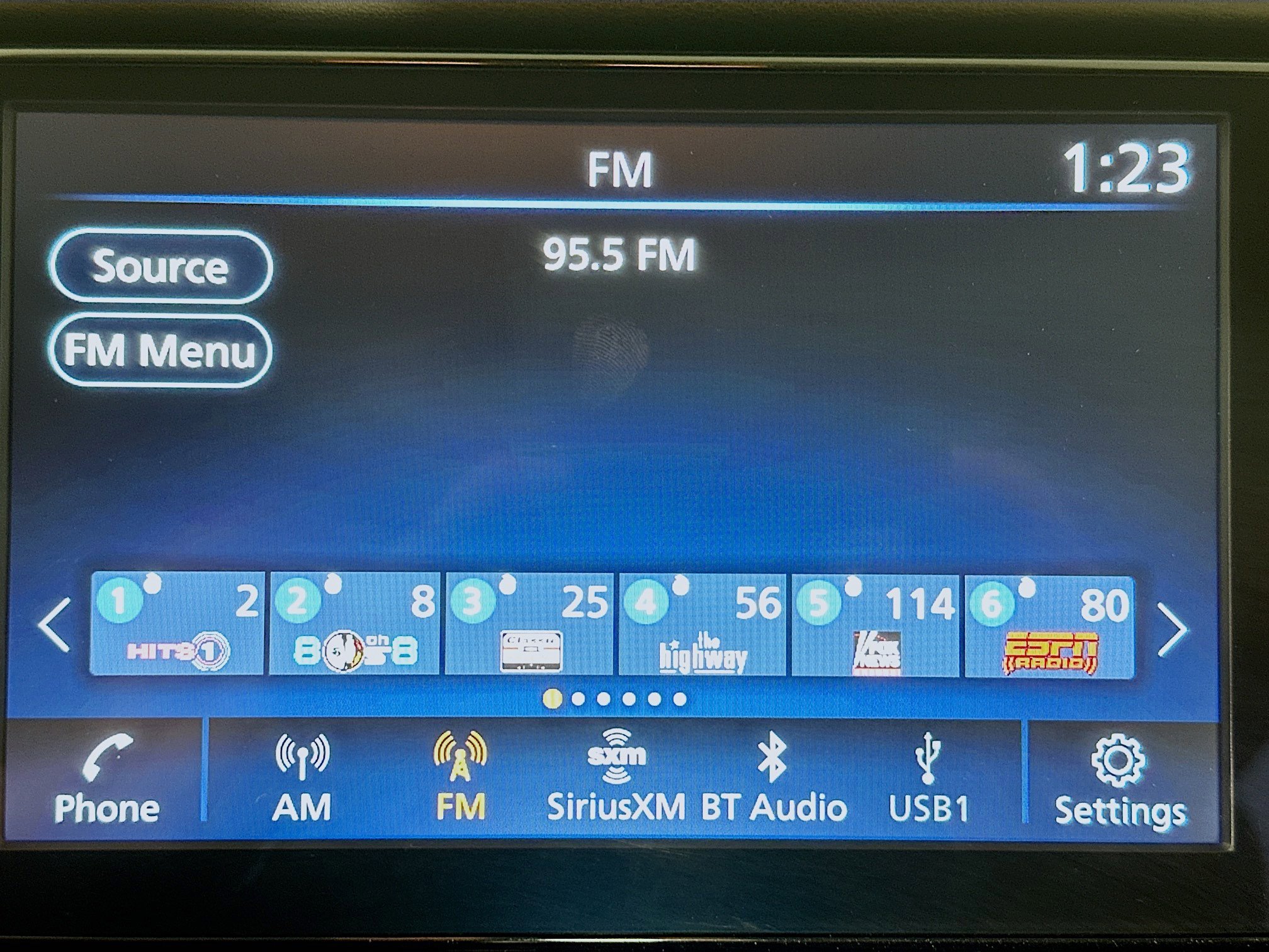 Used 2023 Nissan Kicks SR w/ SR Premium Package image 19