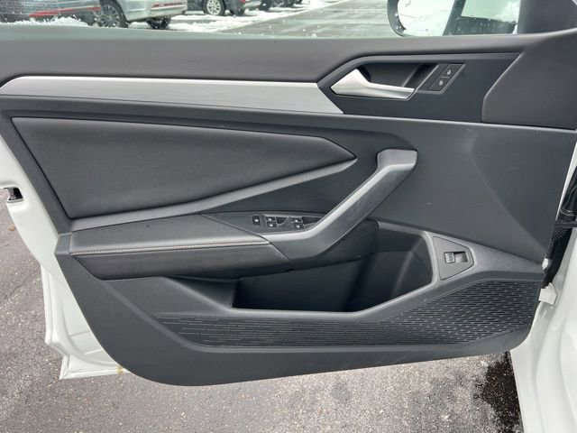 Used 2025 Volkswagen Jetta S image 24