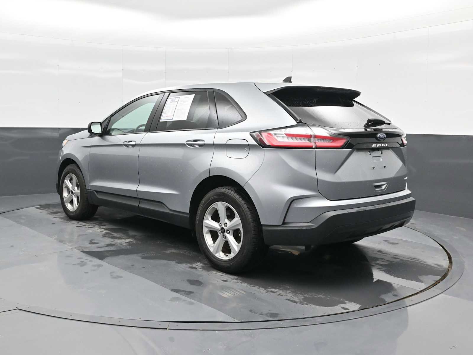Used 2023 Ford Edge SE AWD/4WD image 6