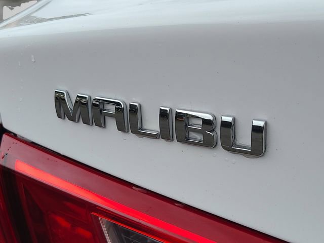 Used 2025 Chevrolet Malibu LT FWD image 9