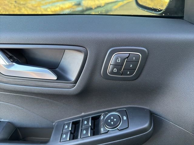 Certified 2023 Ford Escape Platinum w/ Premium Technology Package image 24