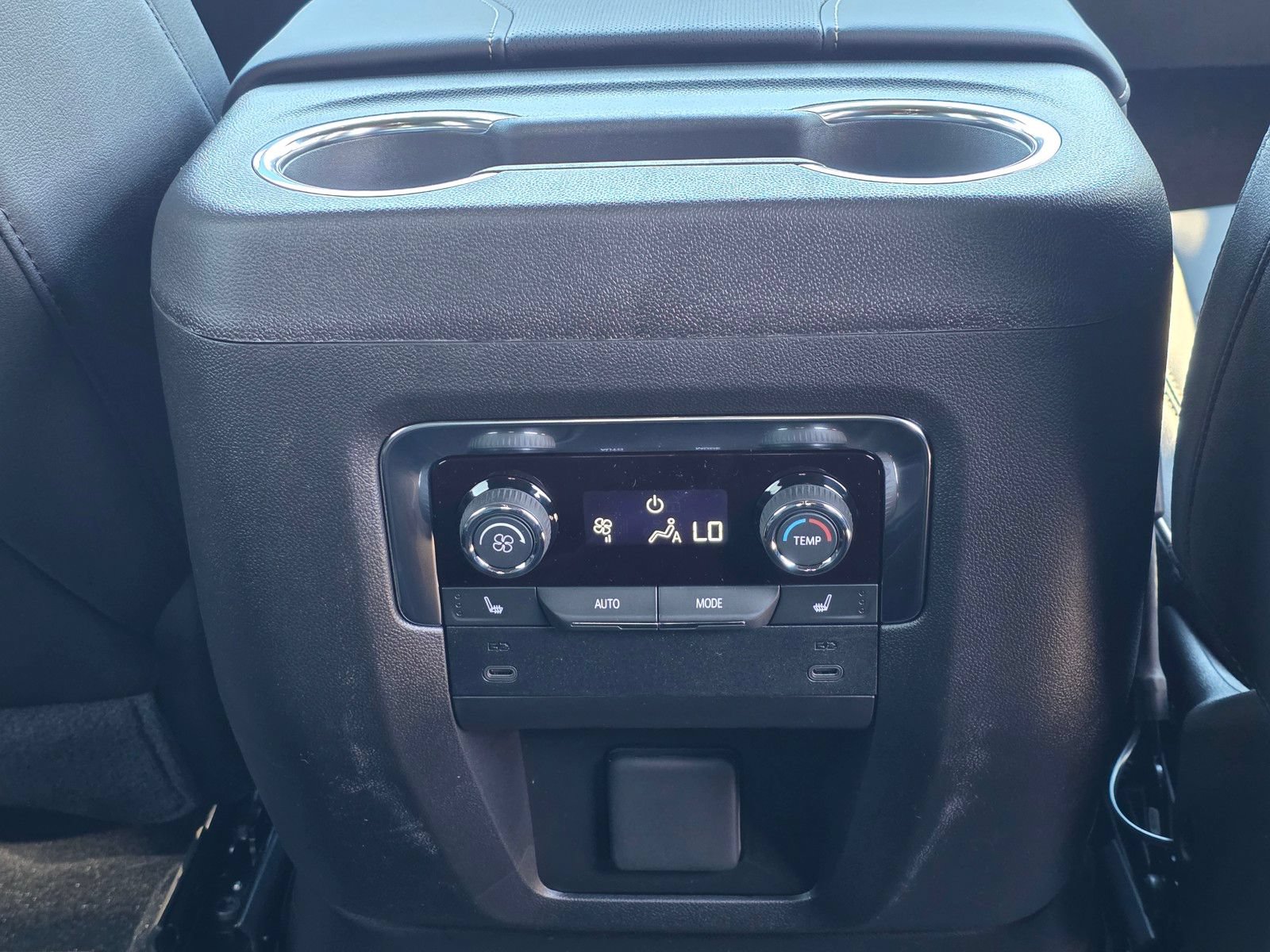 New 2026 Chevrolet Tahoe Premier w/ LPO, Get Active Package RWD image 18