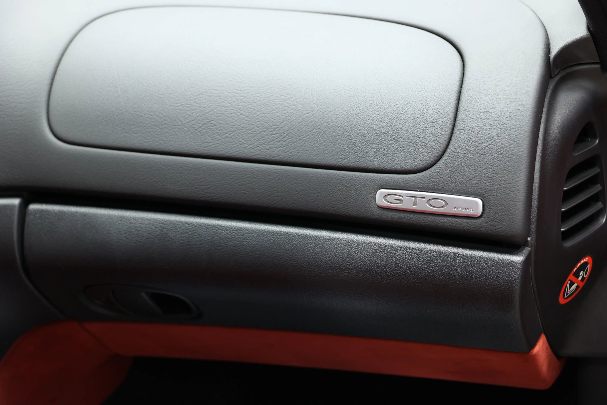 Used 2005 Pontiac GTO RWD image 85