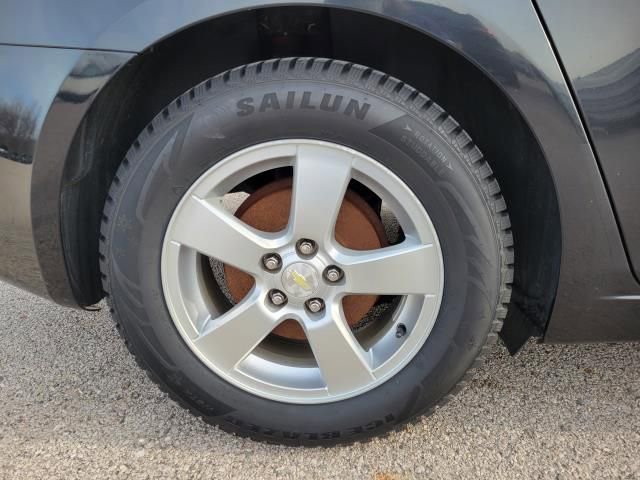Used 2015 Chevrolet Cruze LT FWD image 5