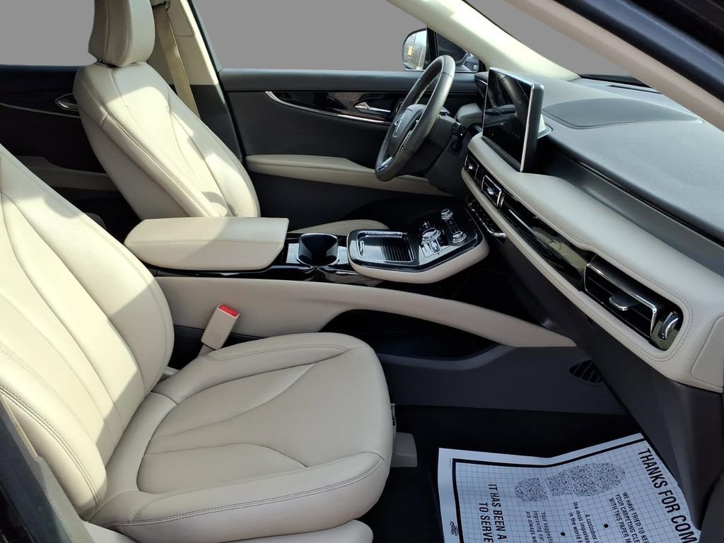 Certified 2023 Lincoln Nautilus FWD image 13