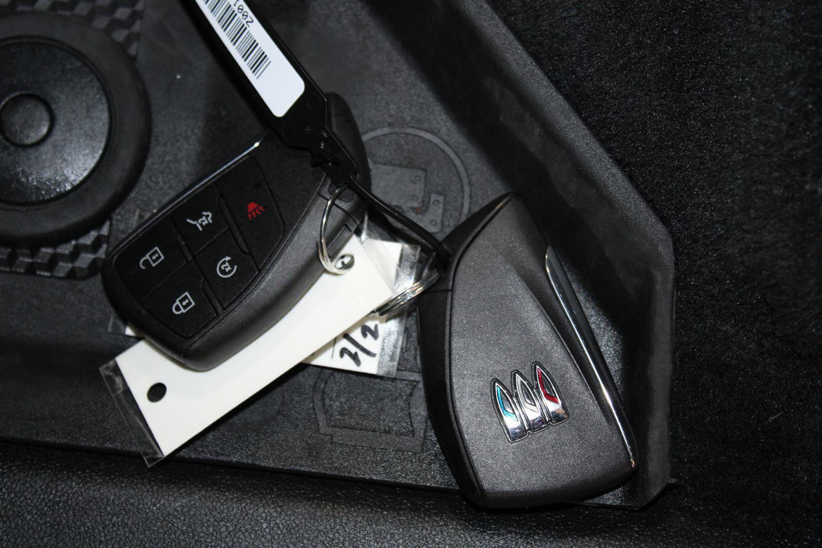 Used 2025 Buick Enclave Avenir w/ Super Cruise Package image 35