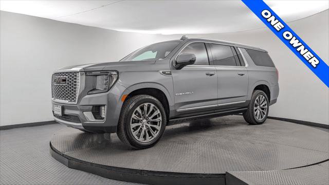 Used 2021 GMC Yukon XL Denali w/ Denali Premium Package image 2