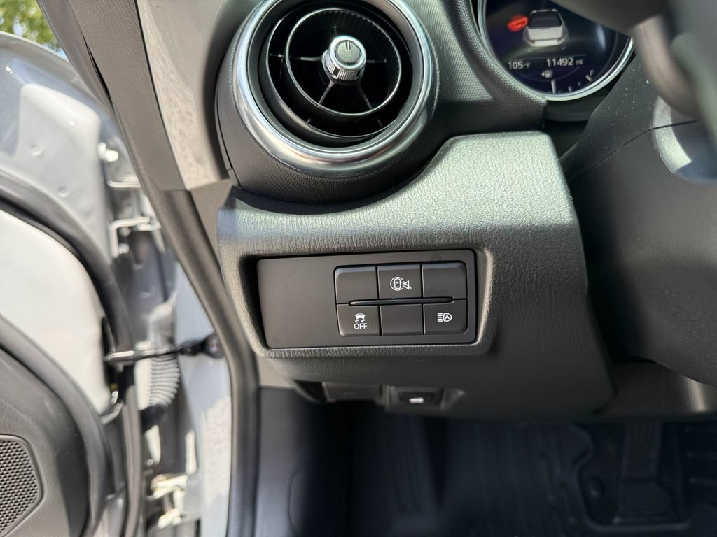 Used 2024 MAZDA MX-5 Miata Grand Touring RWD image 22