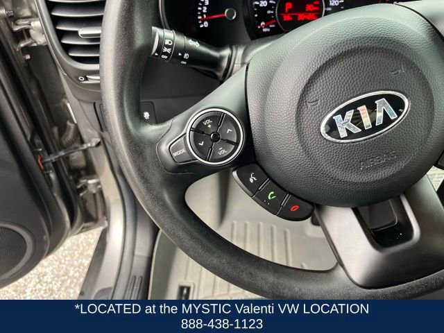 Used 2017 Kia Soul + image 36