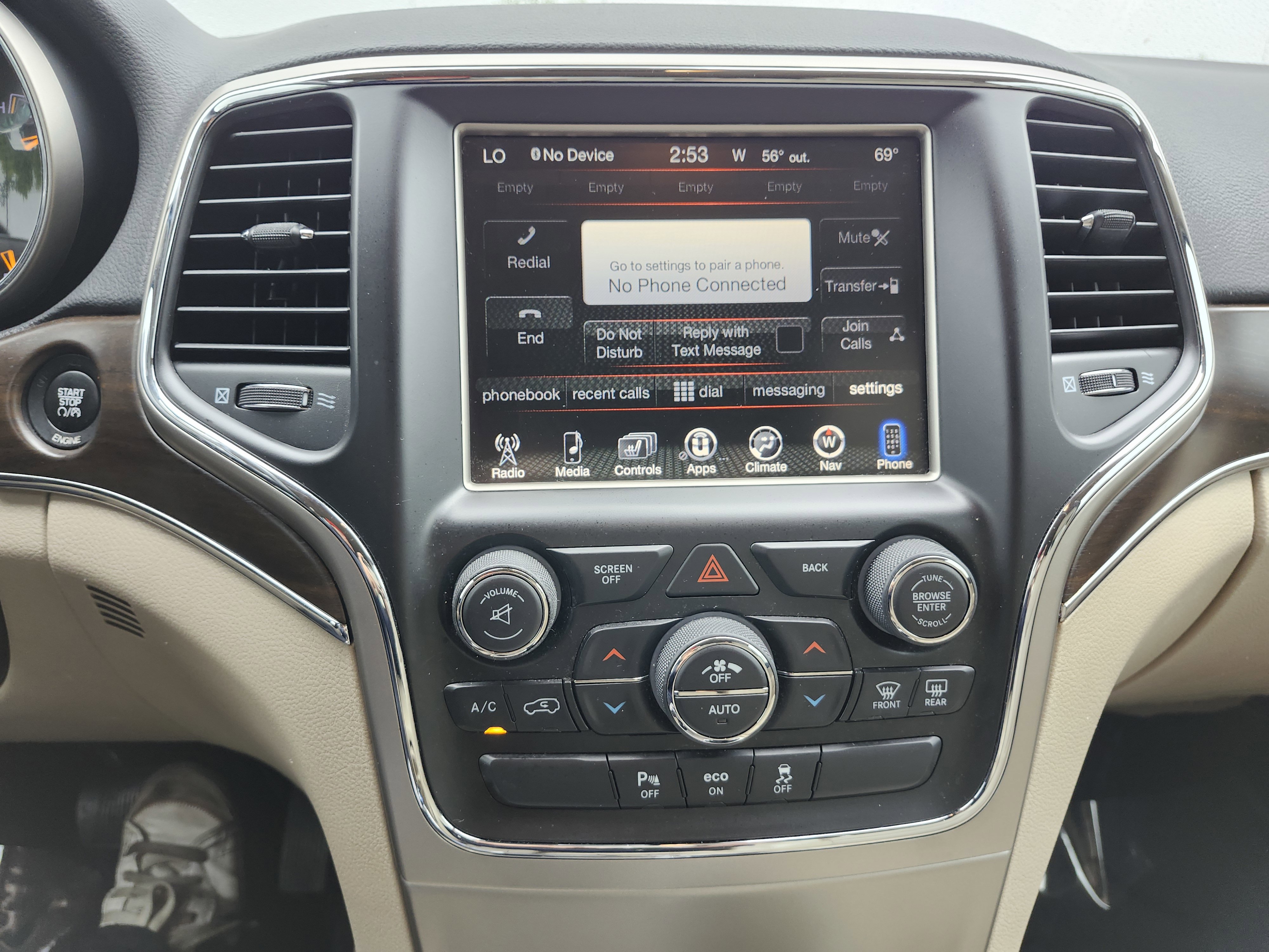 Used 2015 Jeep Grand Cherokee Limited w/ Luxury Group II AWD/4WD image 32