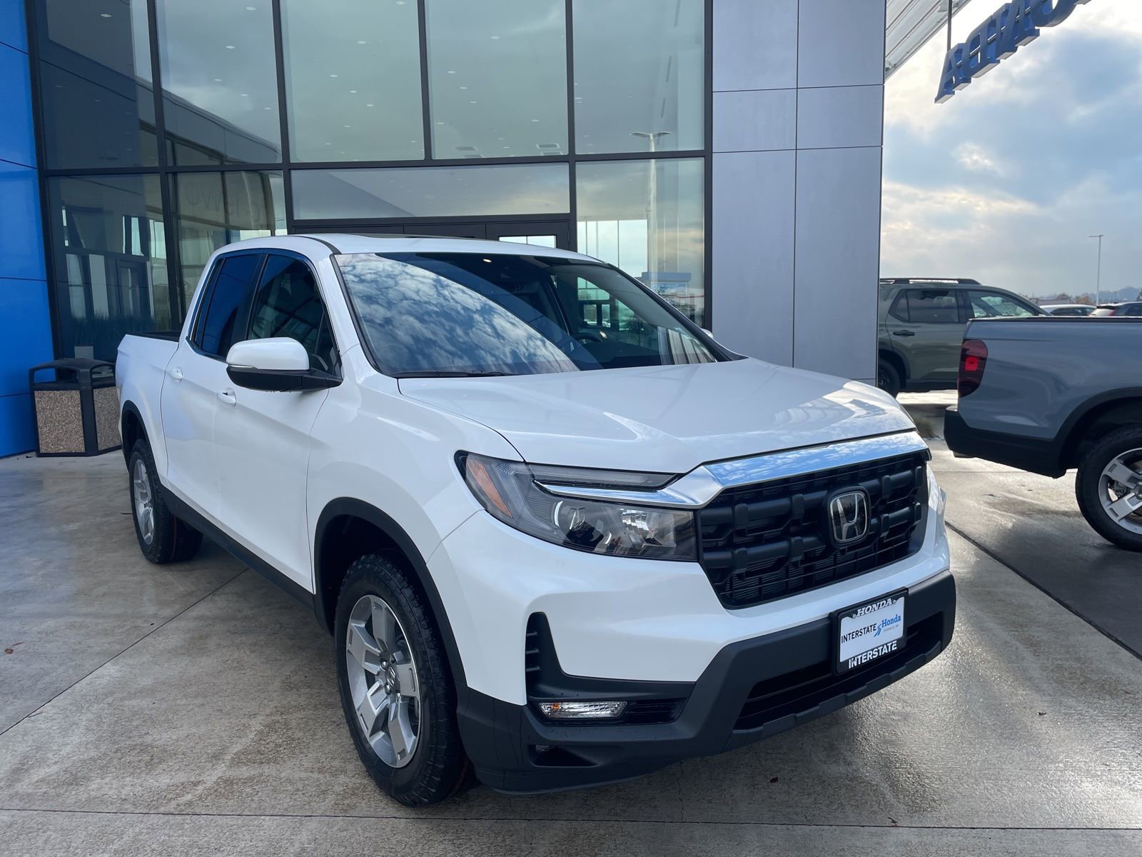 New 2026 Honda Ridgeline RTL image 3