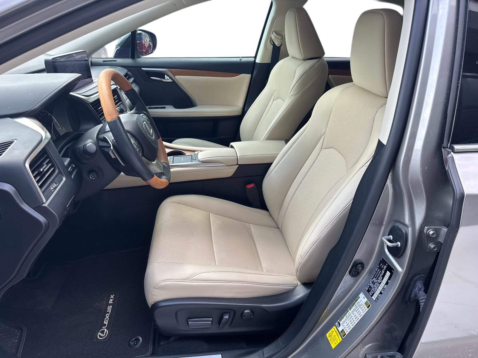 Certified 2022 Lexus RX 350 FWD w/ Premium Package image 22