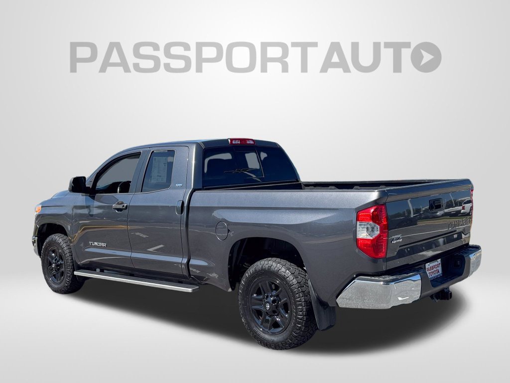 Used 2017 Toyota Tundra SR5 AWD/4WD image 3