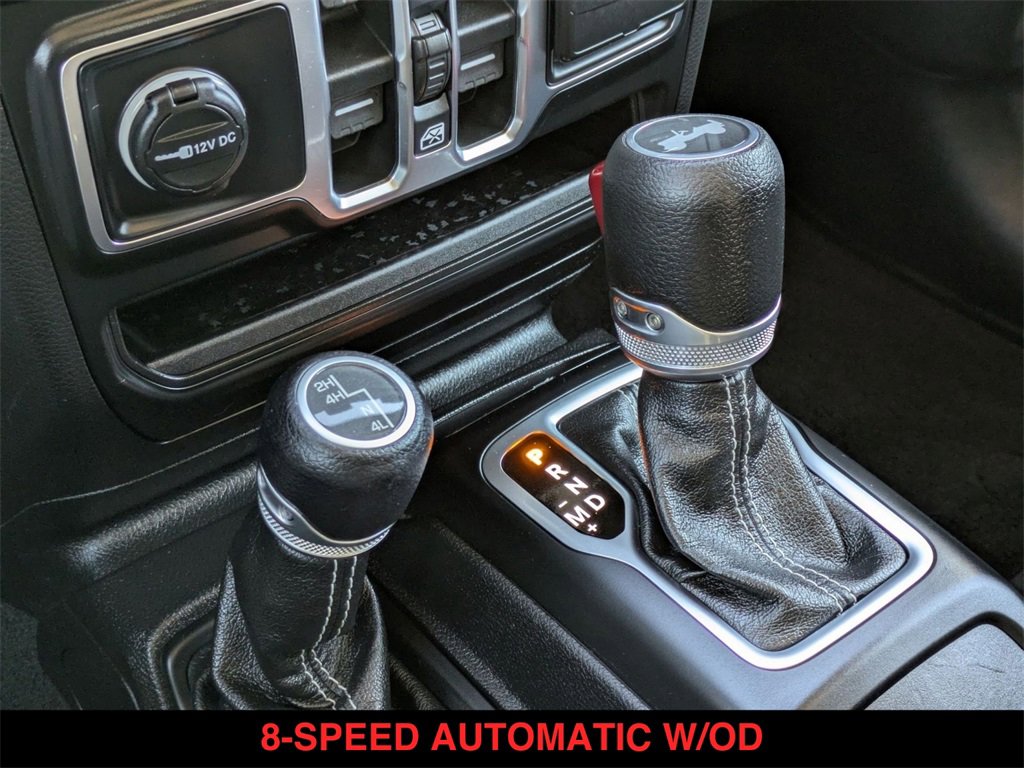 Used 2021 Jeep Wrangler Unlimited Sahara w/ Uconnect 4C Nav & Sound Group image 4