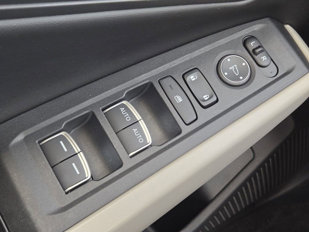 Certified 2023 Honda Accord EX image 30