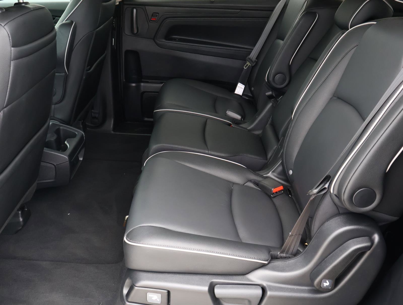 Used 2026 Honda Odyssey Touring image 21
