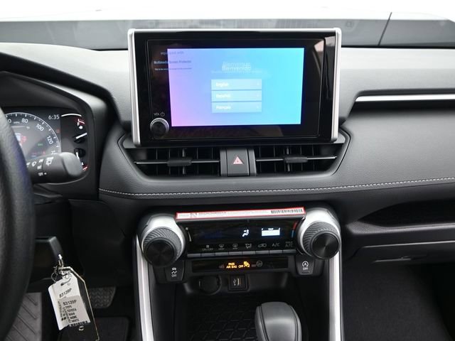 Used 2025 Toyota RAV4 LE image 6
