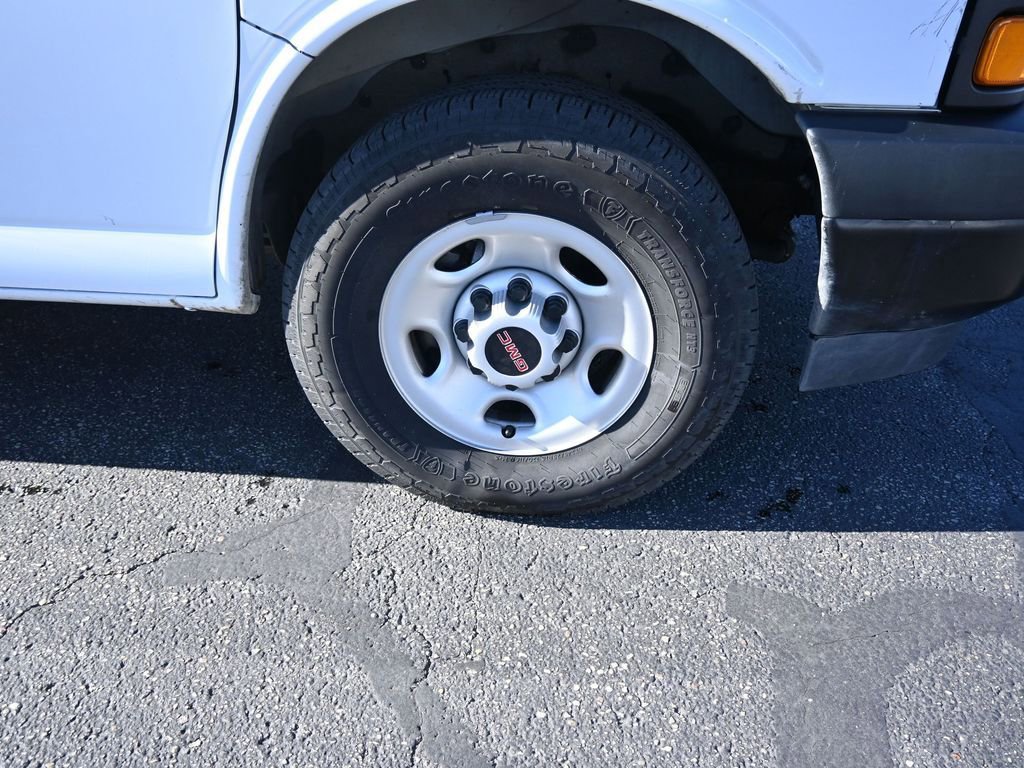 Used 2023 GMC Savana 2500 Extended w/ Enhanced Convenience Package image 26