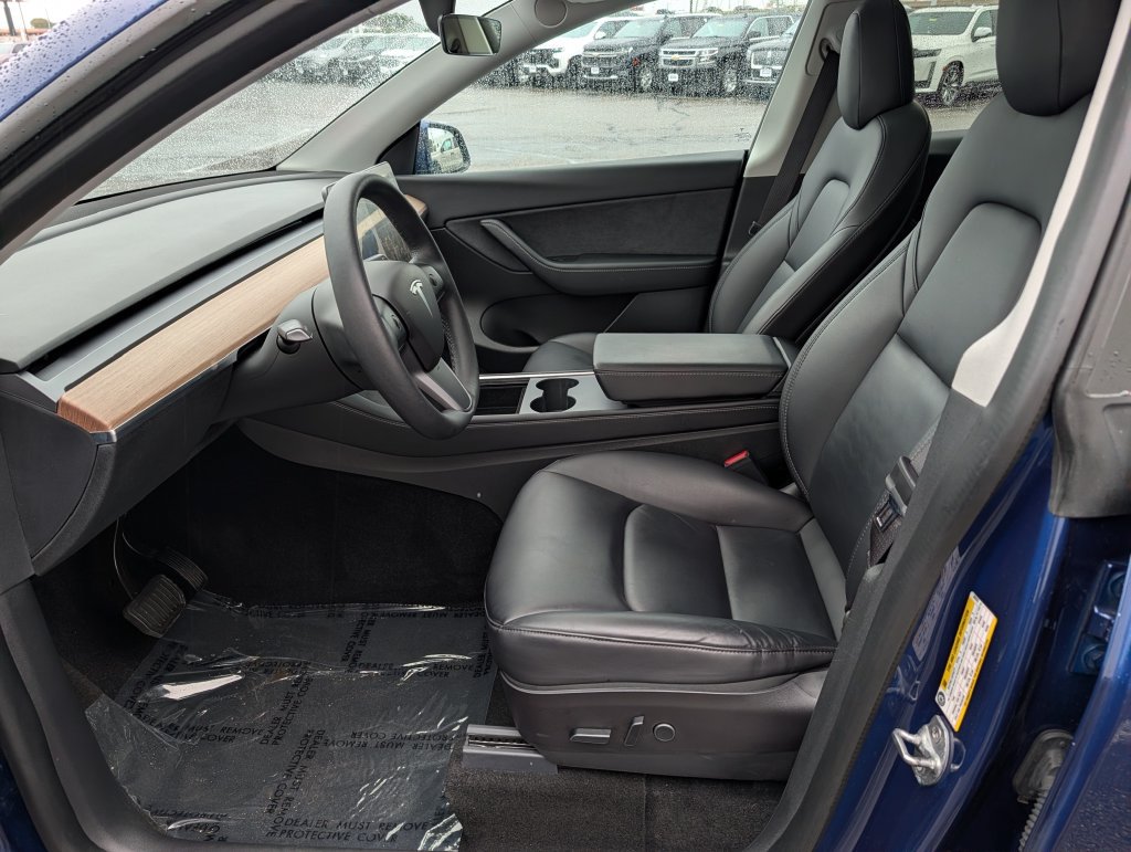 Used 2022 Tesla Model Y Long Range AWD/4WD image 14