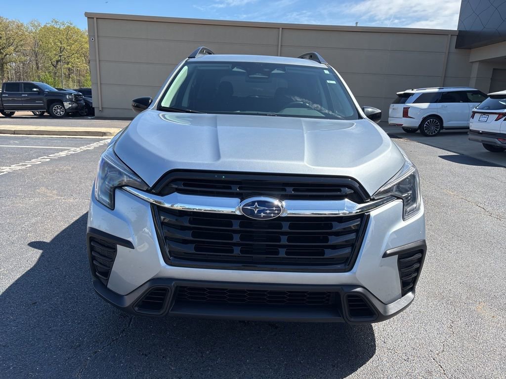 Used 2023 Subaru Ascent 8-Passenger image 2