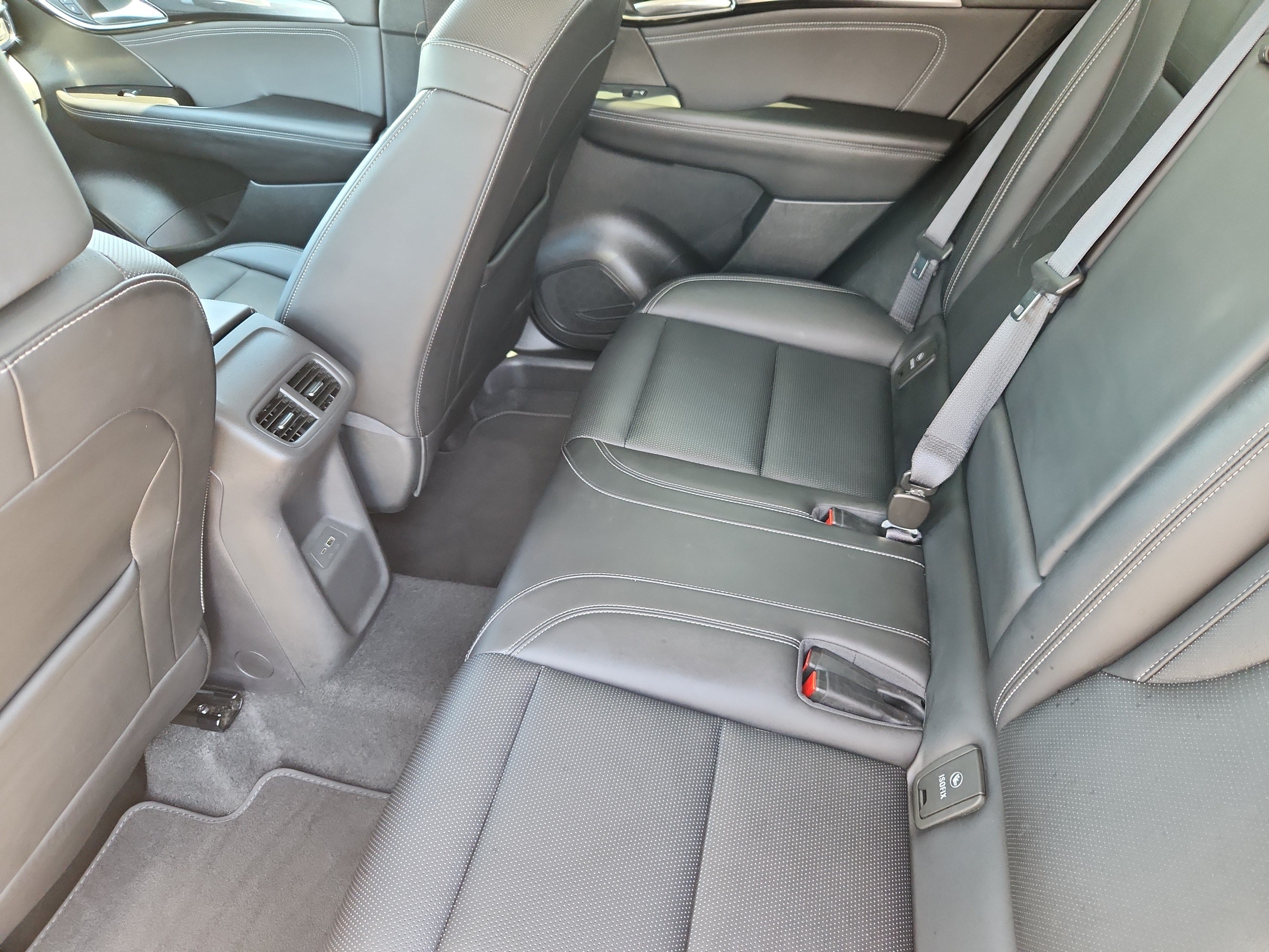 Used 2024 Buick Envision Preferred AWD/4WD image 13