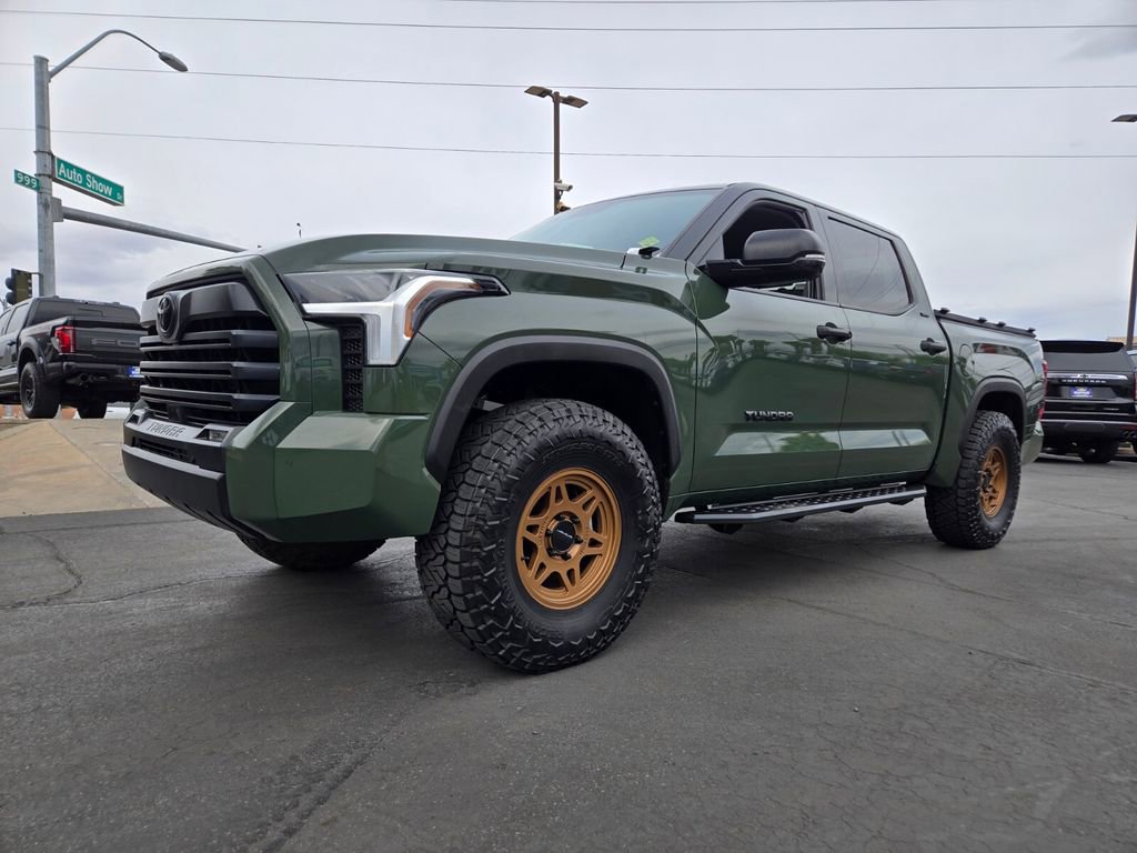 Used 2022 Toyota Tundra SR5 w/ SR5 Convenience Package image 2