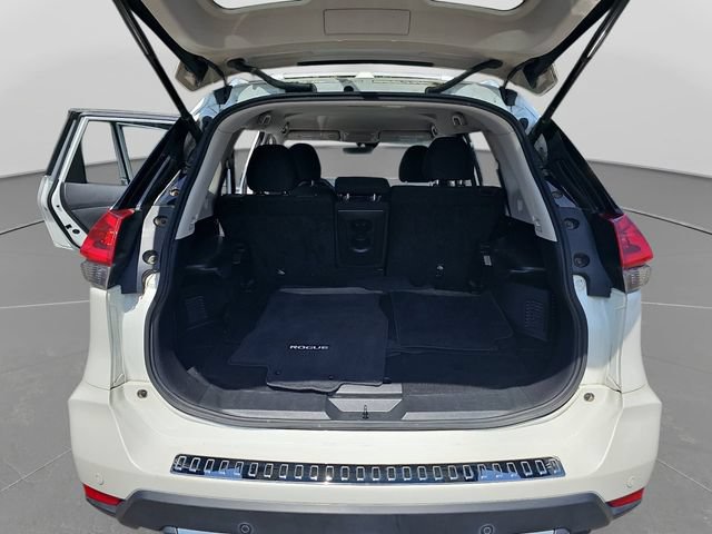 Used 2020 Nissan Rogue SV FWD image 28
