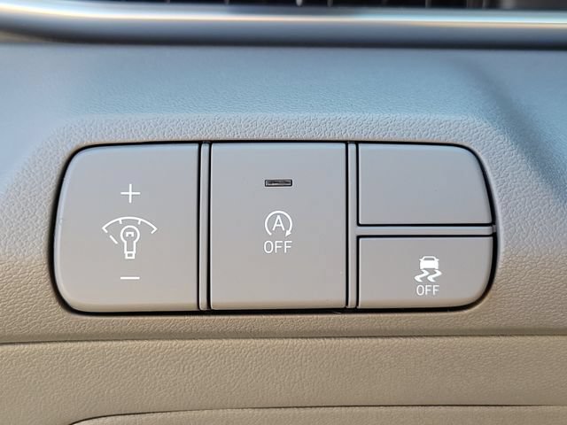 New 2026 Hyundai Elantra SE FWD image 17
