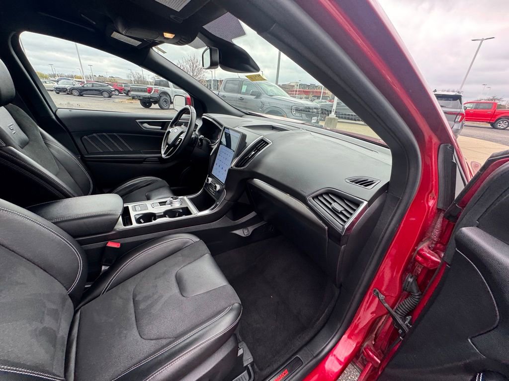 Certified 2021 Ford Edge ST AWD/4WD image 17