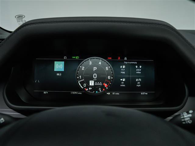 Used 2025 Land Rover Defender 110 X AWD/4WD image 22