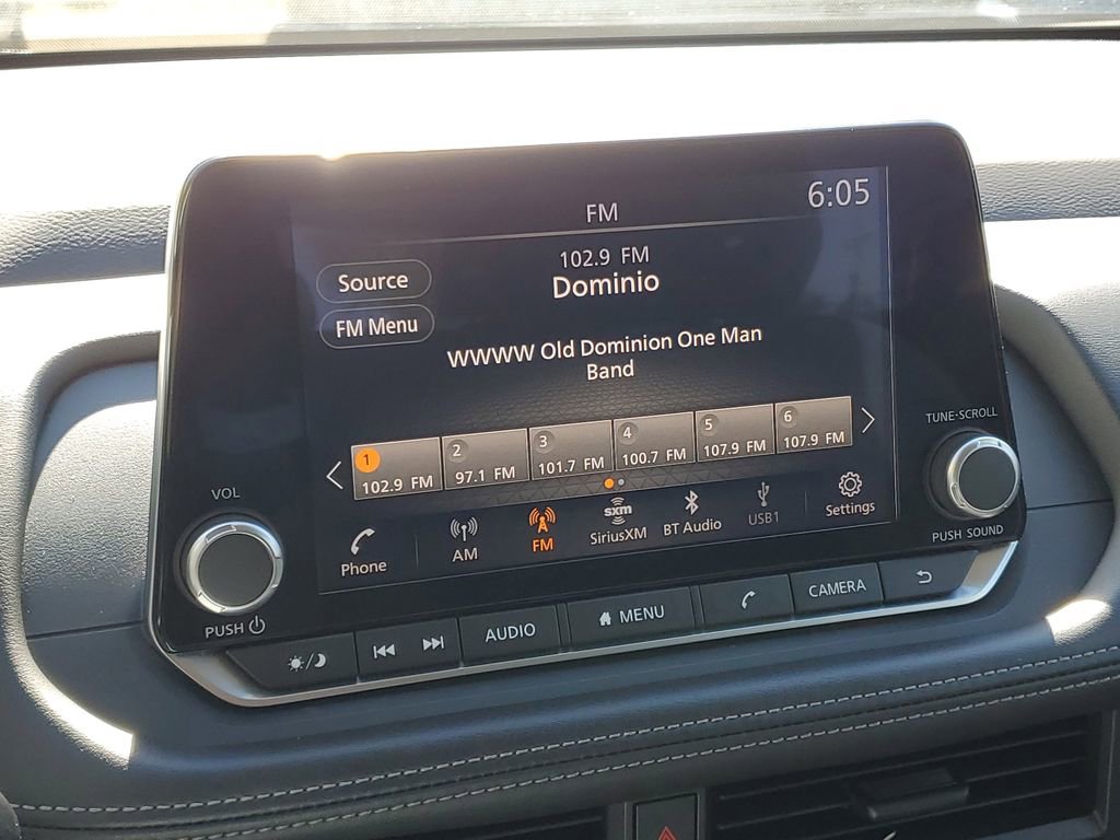 Used 2024 Nissan Rogue S image 18