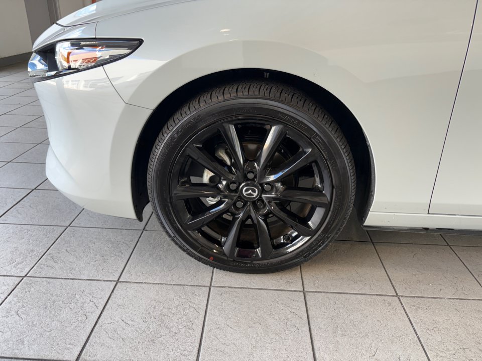 Certified 2026 MAZDA MAZDA3 s Sport FWD image 27