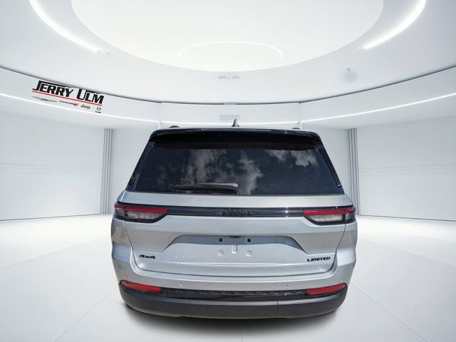 New 2025 Jeep Grand Cherokee Limited w/ Black Appearance Package image 4