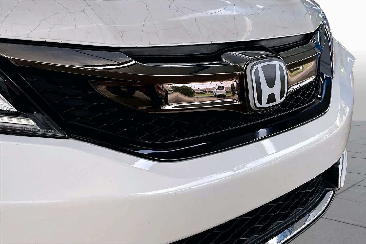 Used 2016 Honda Accord Touring image 30