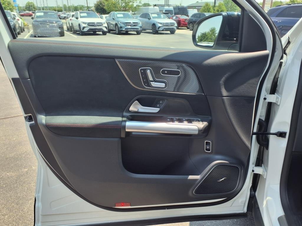 Certified 2025 Mercedes-Benz GLA 250 4MATIC image 11