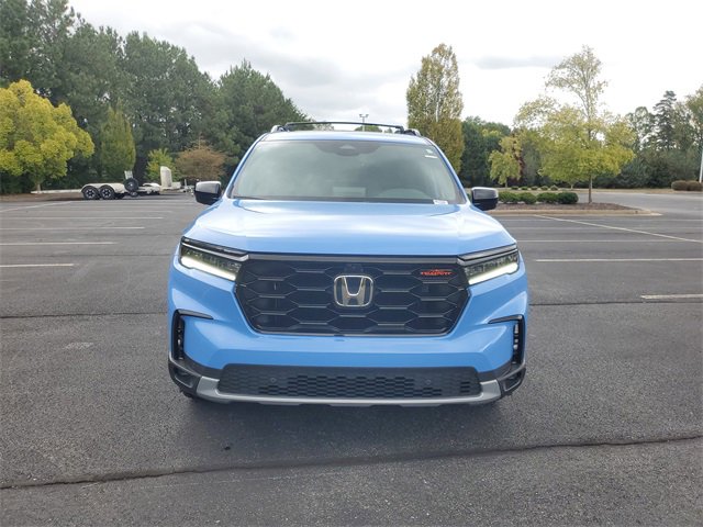 New 2025 Honda Pilot TrailSport image 2