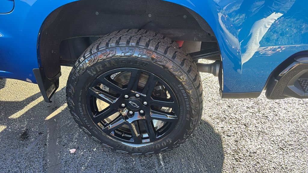 Used 2022 Chevrolet Silverado 1500 LT Trail Boss w/ LT Trail Boss Premium Package image 9