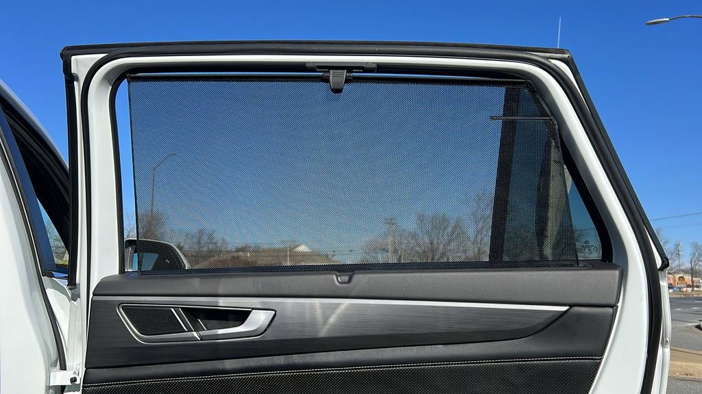 Used 2024 Volkswagen Atlas Cross Sport SE image 15