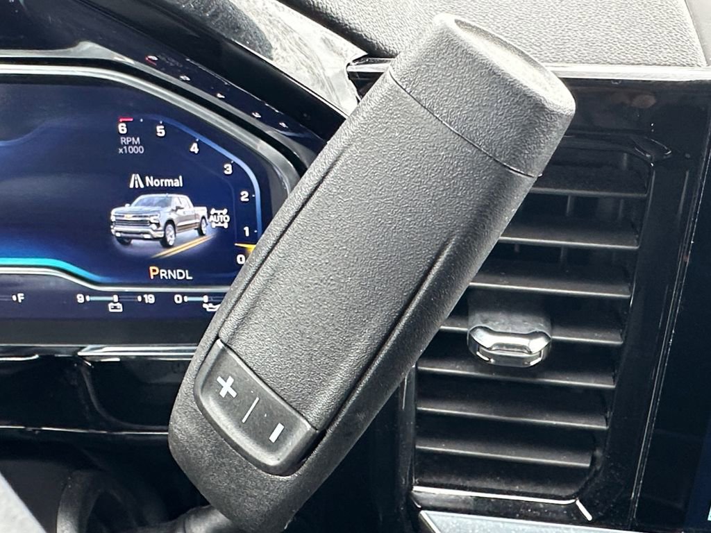 Used 2024 Chevrolet Silverado 1500 LT image 19