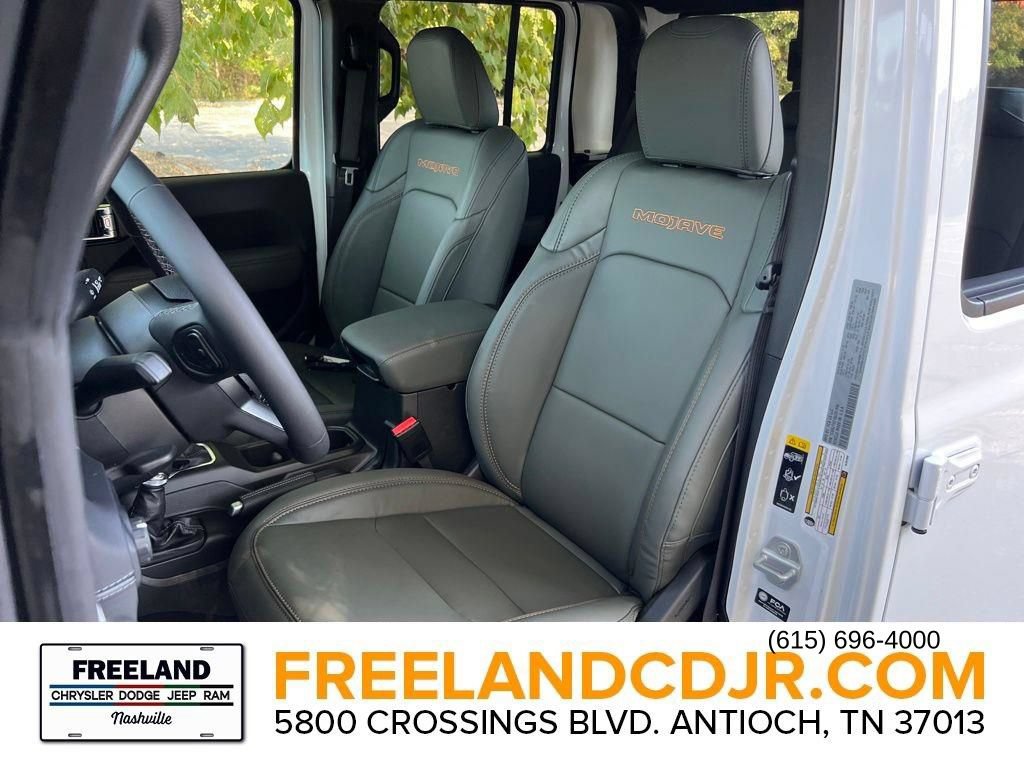 New 2025 Jeep Gladiator Mojave w/ Convenience Group AWD/4WD image 21