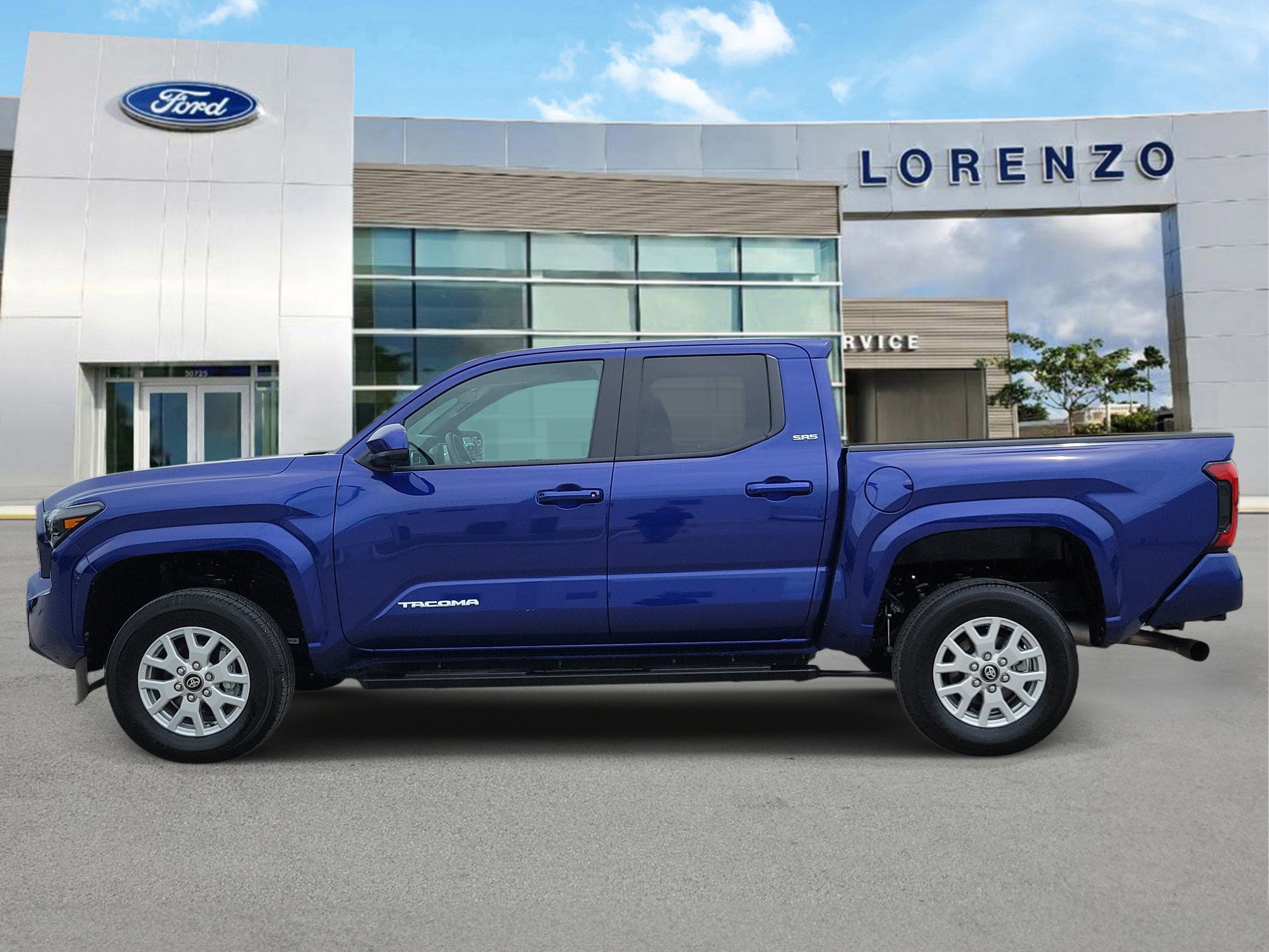 Used 2024 Toyota Tacoma SR5 RWD image 8