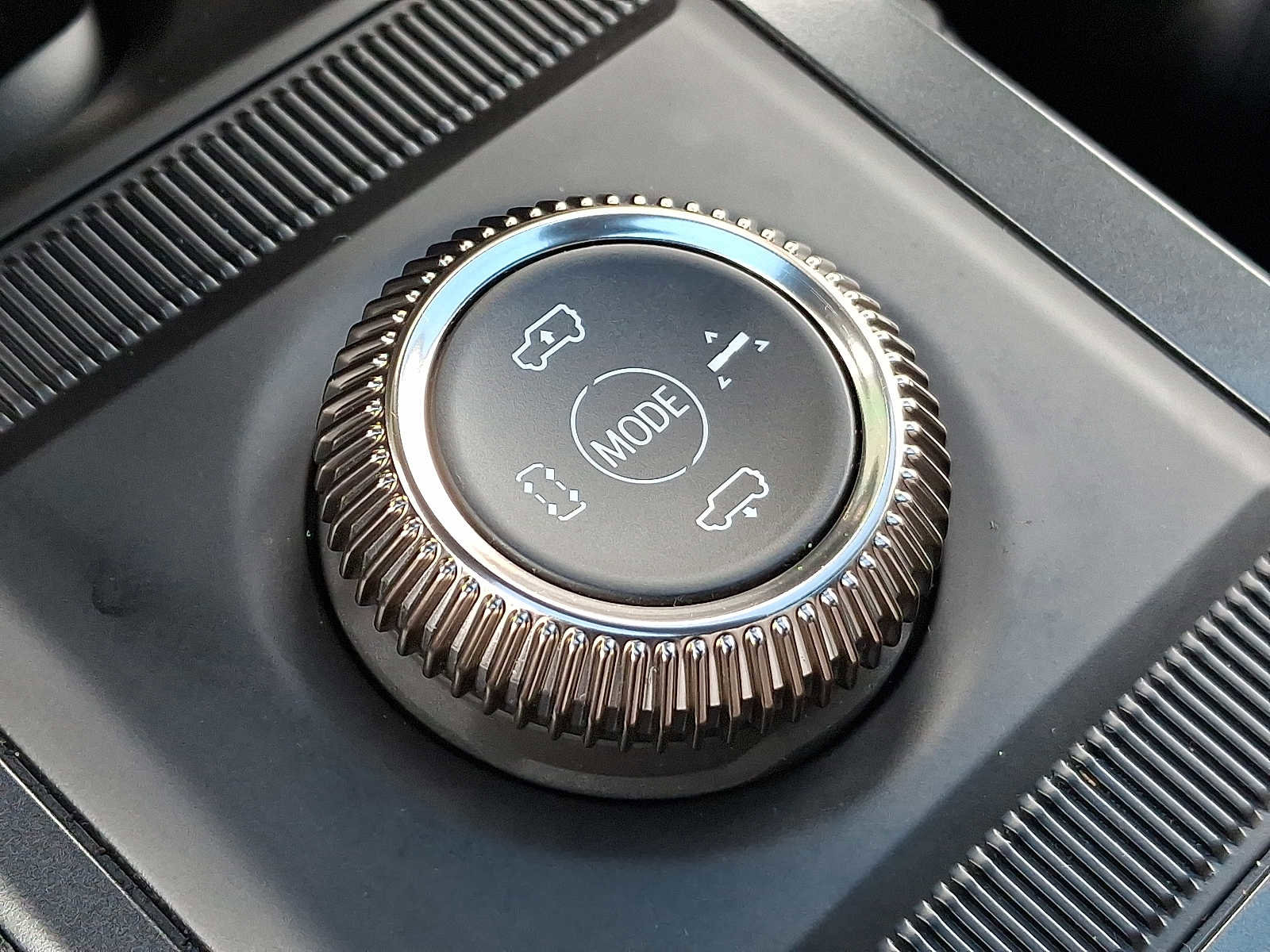 Used 2024 GMC Hummer EV 3X w/ Omega Edition image 29