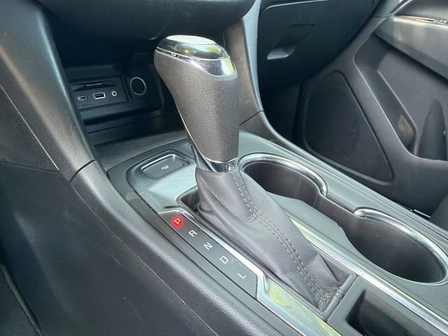 Used 2020 Chevrolet Equinox LT w/ Midnight Edition FWD image 32