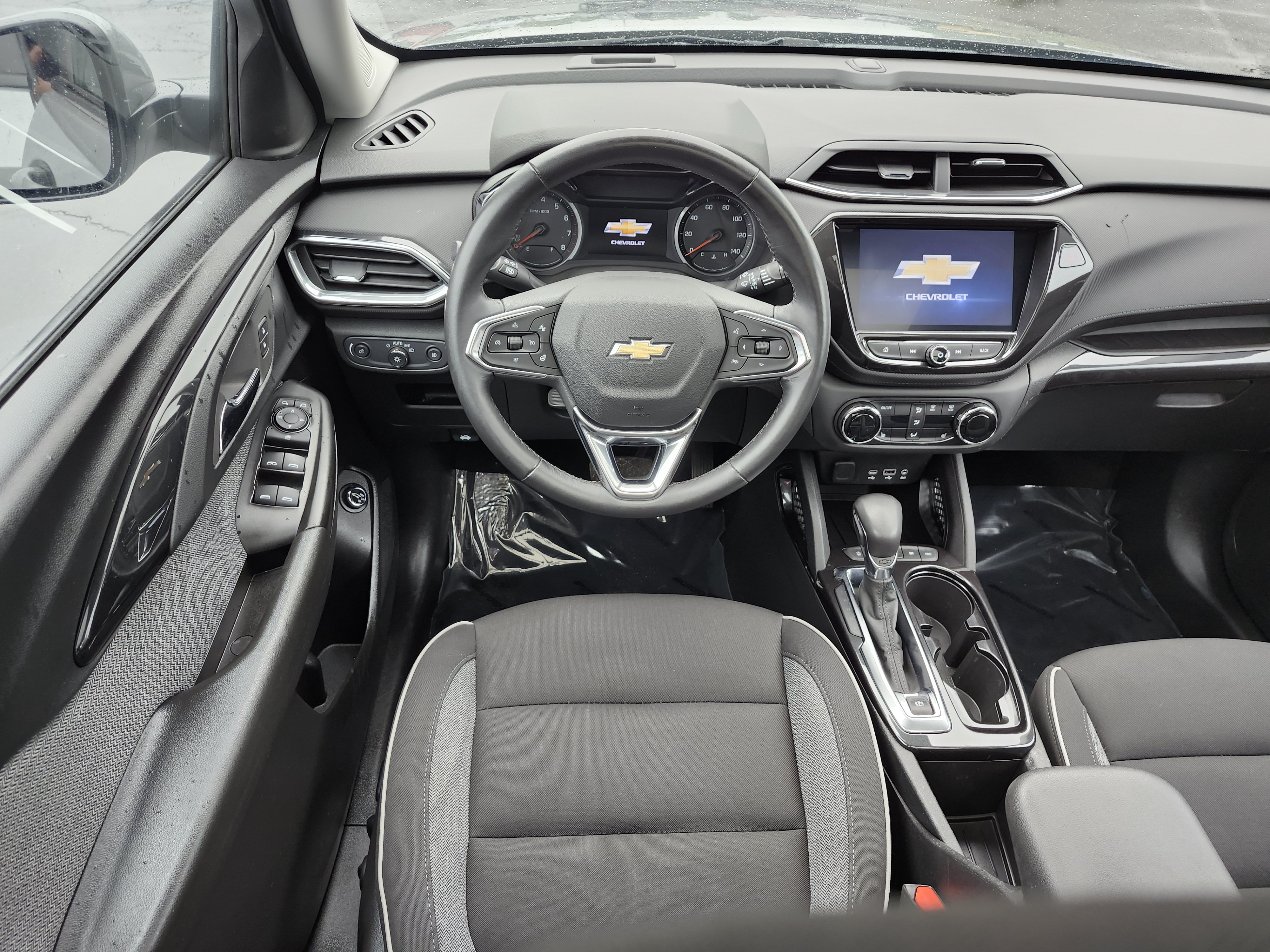 Used 2023 Chevrolet TrailBlazer LT w/ Sun and Liftgate Package AWD/4WD image 27
