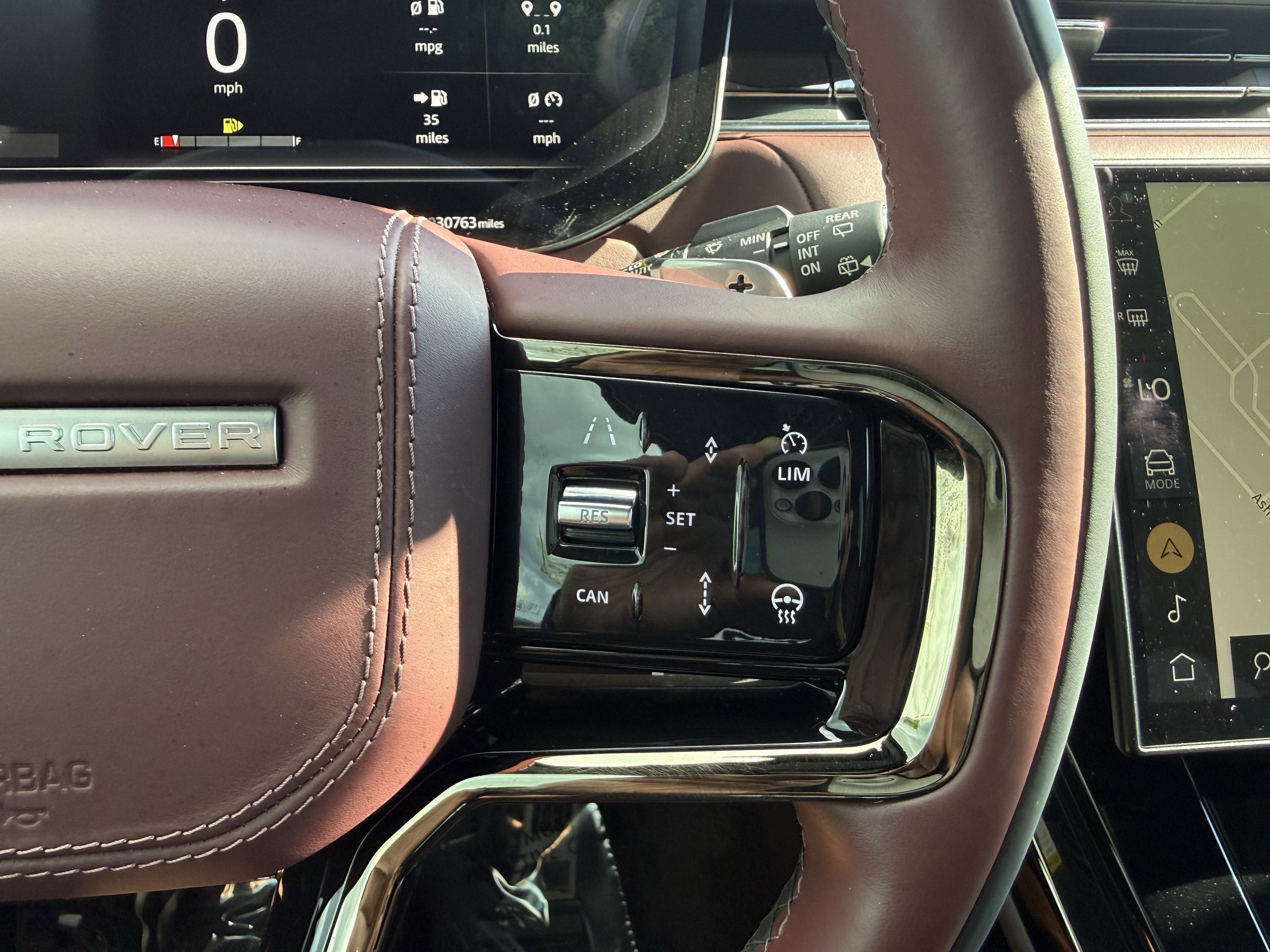 Used 2024 Land Rover Range Rover Sport Dynamic SE image 28