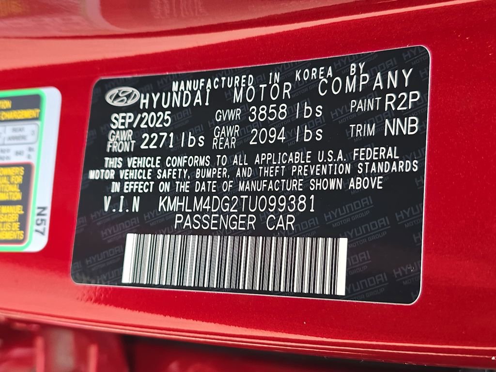 Certified 2026 Hyundai Elantra Sport FWD image 32