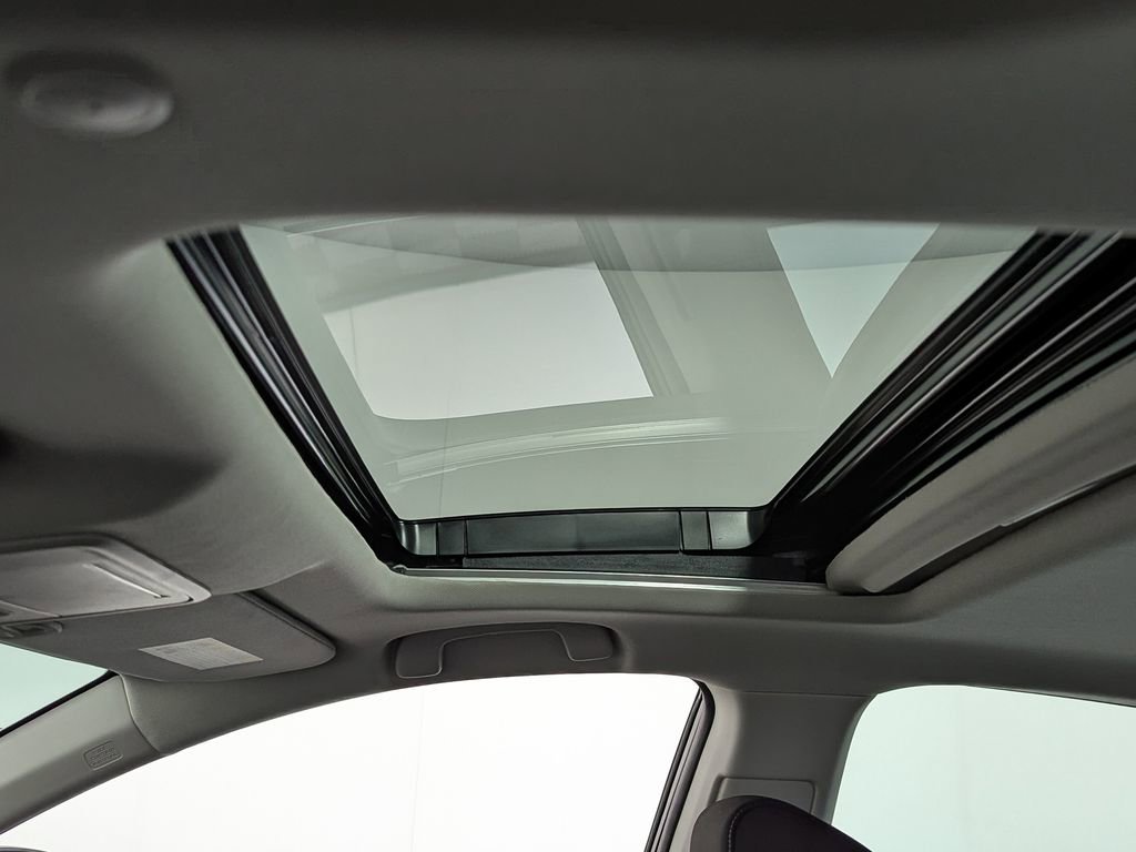Used 2024 Honda Accord EX image 12