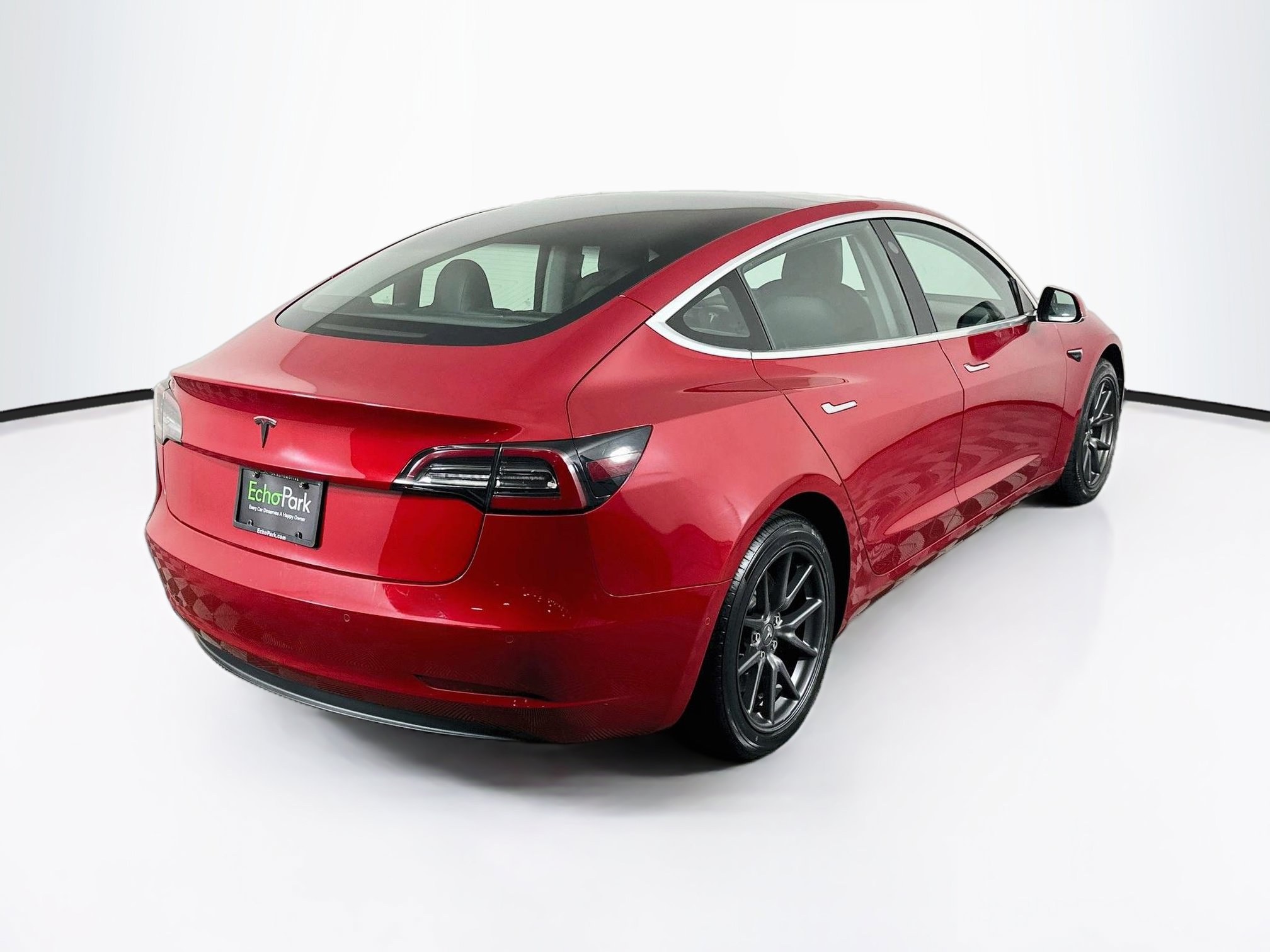 Used 2018 Tesla Model 3 Long Range RWD image 9